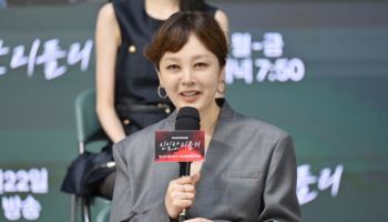 이승연이 화장실도 안 가고 대본 봤다는 드라마…'친밀한 리플리' 22일 첫방