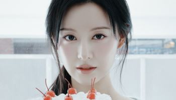 김지원, 팬들 위한 생일카페 준비…특별한 시간 예고