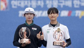 ‘파리올림픽 양궁 3관왕’ 임시현, 강채영 꺾고 정몽구배 정상