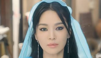 송혜교, 데뷔 첫 ‘특별출연’…무슨 작품이길래?