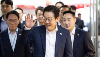 李 `냉부해 출연` 공방 속, 6일 밤 방송…野 “방영 취소하라”