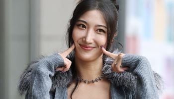 '케데헌' 이재 "'골든' 인기 감사해…에스파·BTS랑 작업해봤으면"