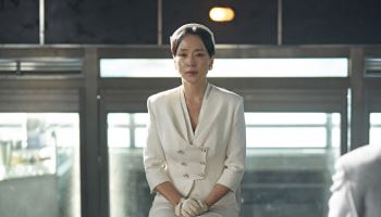 '굿뉴스' 전도연, 영부인으로 등장…윤경호→박지환 신스틸러 앙상블