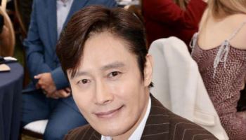 이병헌, 美 뉴포트비치 영화제 수상…토론토 이어 연이은 수상 쾌거