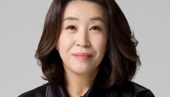 김미경, 대통령 표창 수상…"40년 연기 인생에 대한 선물 같아"