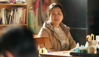 천만 배우 장혜진, '전참시' 출격…'세계의 주인' 홍보 요정 일상 공개