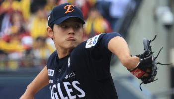 문동주 vs 톨허스트, KS 1차전 이어 닷새 만에 선발 '재격돌'