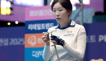'LPBA 차세대 스타' 정수빈, '여제' 김가영 또 잡았다...16강 진출
