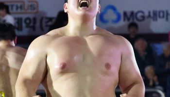 적수 없는 '천하장사' 김민재 "올해 제 점수요? 100점이죠"