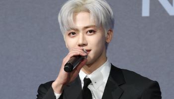 아이돌이 뿌린 '300만 원 상품권'…마트 직원 '싹쓸이' 의혹