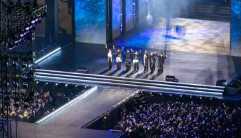 1840만명 본 BTS쇼…평가는 갈렸지만 넷플은 웃었다