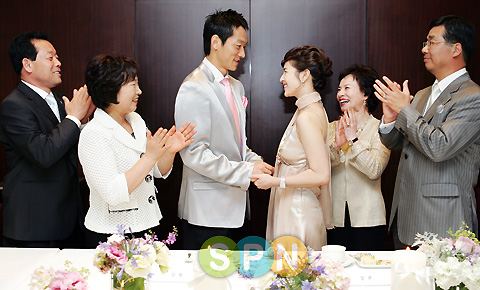 비밀 약혼한 김남일 김보민 커플, 1월19일 결혼 유력