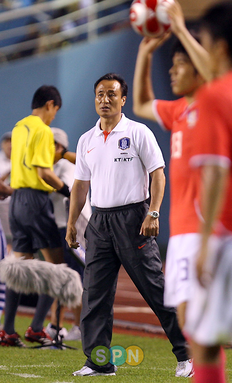 박성화호, 코트디부아르 2-1 제압, 카메룬전 수능 합격점