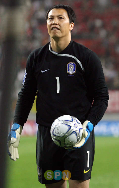  1. GK 이운재