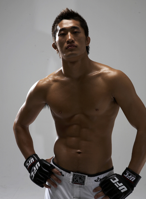 UFC 김동현 "디아즈, 꼼짝못하게 만들겠다"(인터뷰)