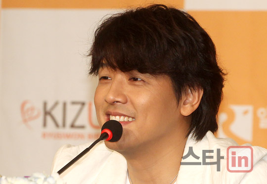 류시원 `일본열도 녹인 그 미소`                                                                                                                                                                    