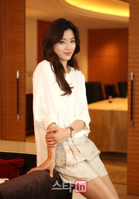 전지현, `도둑들`서 잠재력 폭발                                                                                                                                                                    