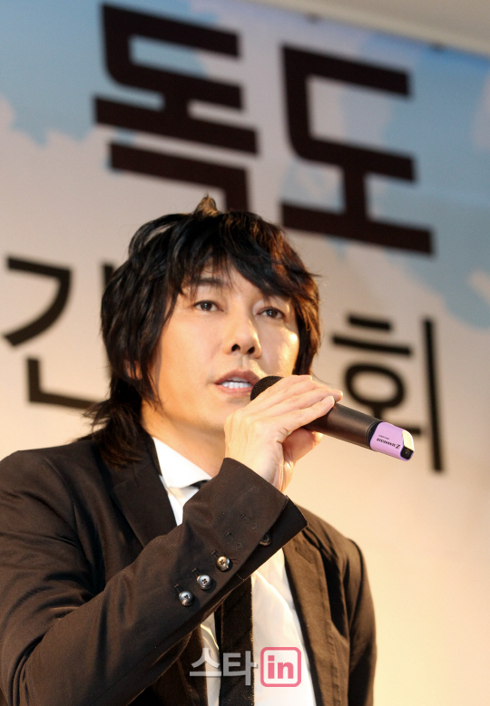 김장훈 ''독도를 지키겠습니다''                                                                                                                                                