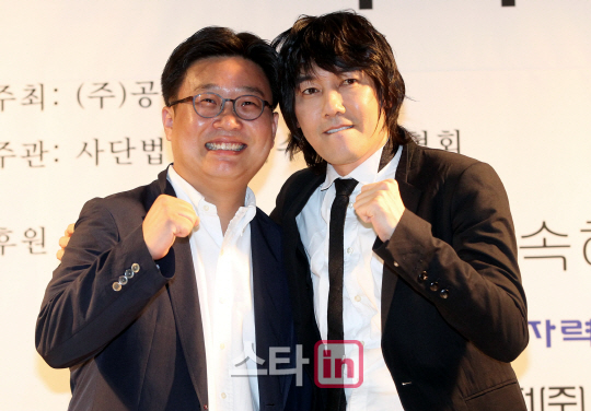 김장훈 ''서경덕 교수와 함께 파이팅~''                                                                                                                                         