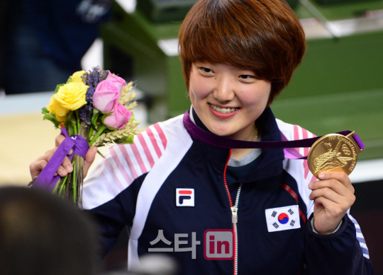 김장미, 여자 25m 권총 금메달