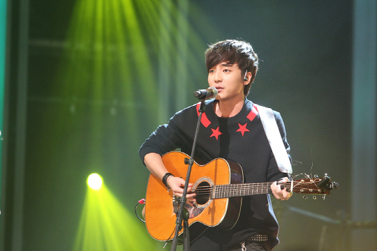 ''슈스케4'' 로이킴 ''''엄친아''? 난 청개구리''                                                                                        