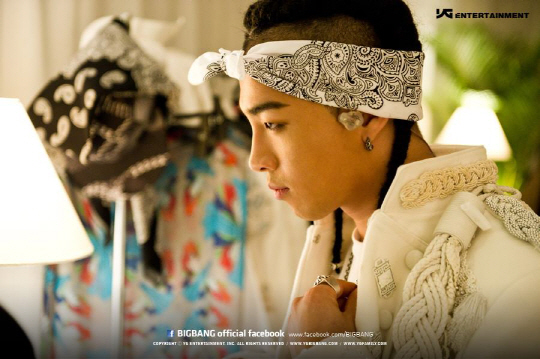 태양 ''진지한 눈빛''                                                                                                                                                          