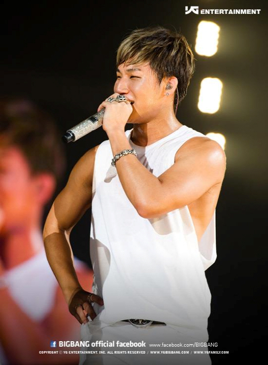 대성 ''웃으면 눈이 반달~''                                                                                                                                                    