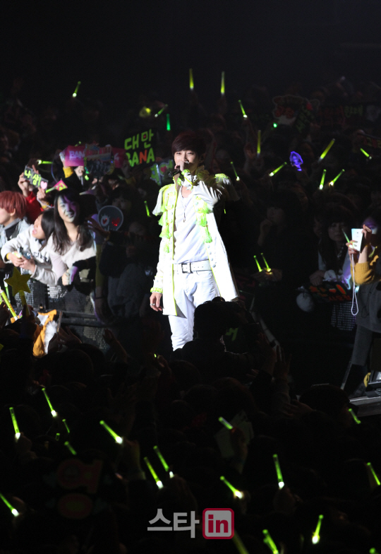 B1A4 진영 ''제 팬들 많이 왔나요?''                                                                                                                                            