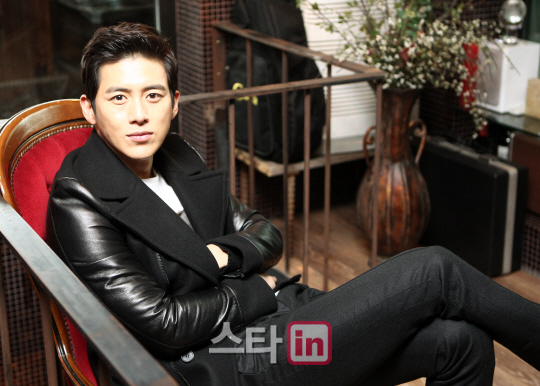 ''반창꼬''의 배우 고수                                                                                                                                                        