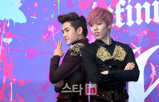 인피니트H ''멋진가요?''                                                                                                                                                       