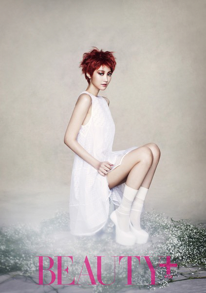 고준희, 몸매 드러나는 섹시한 시스루룩 "아찔"                                                                                                                                            