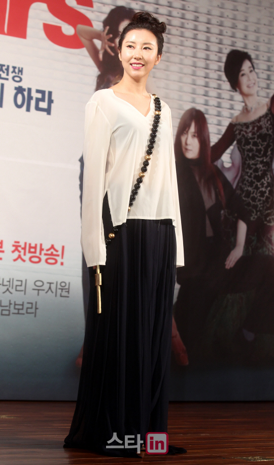 김완선 `댄싱퀸은 바로 나`                                                                                                                                                                         