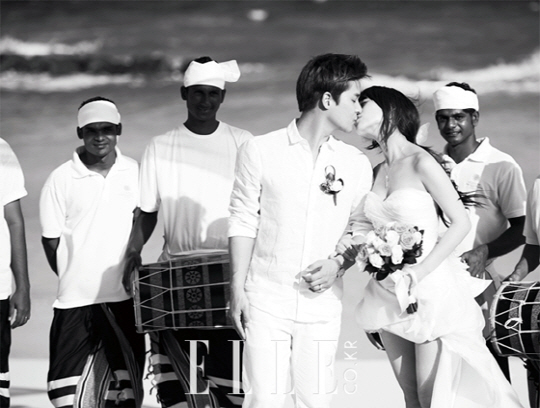 선예 허니문 화보, 남편과 과감한 스킨십 `다정한 신혼부부`                                                                                                                                                