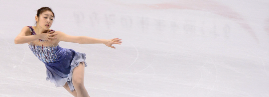  연기 펼치는 김연아                                                                                                                                                                               