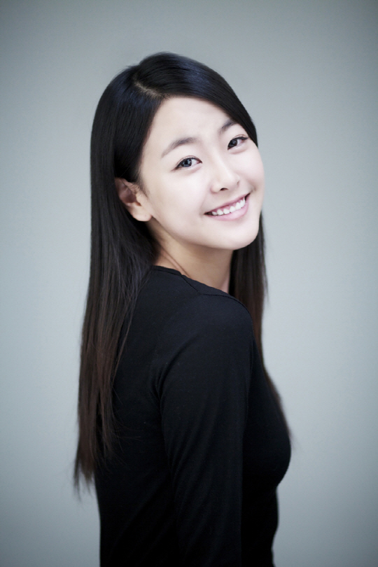 ''최연소 아시아나 모델'' 고원희, 김현주 상대로 본격 연기                                                                                                                            