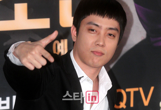 은지원 `젝키 리더예요`                                                                                                                                                                            