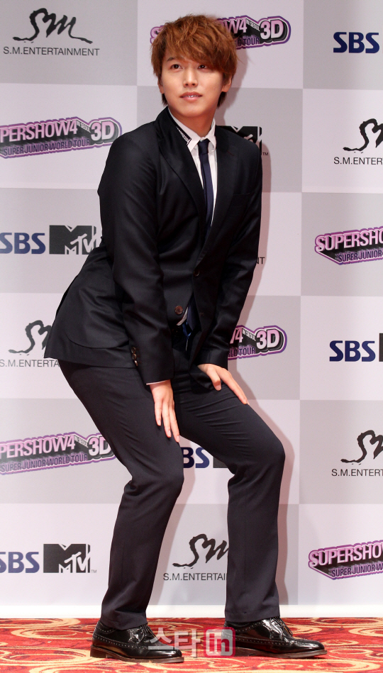 슈주 성민 '요염하게~'                                                                                                                                                                   