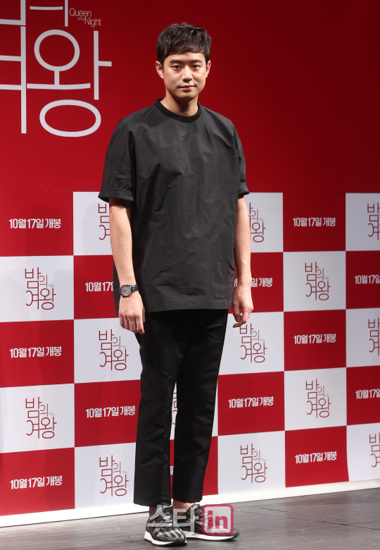 천정명 '올 블랙 패션'                                                                                                                                                                   