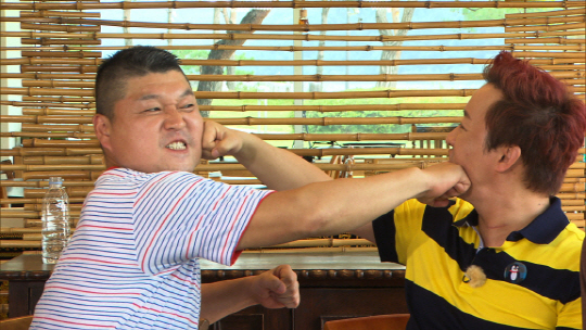 대한민국 최고의 먹방 `강호동 vs 정준하` 무서운 집념의 사나이들                                                                                                                                          