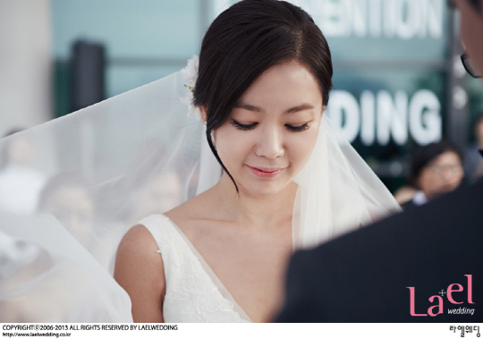 안선영 결혼 사진, 웨딩드레스 ‘아름다운 신부’                                                                                                                                                    