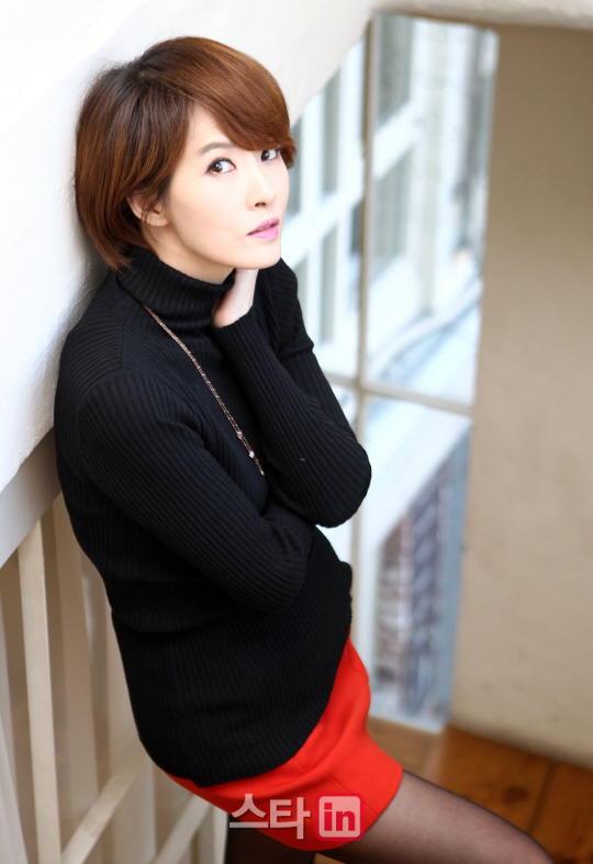 포즈 취하는 김선아                                                                                                                                                                                