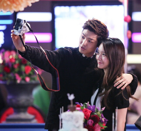 상속자들 비하인드컷, 크리스탈-강민혁 ‘잘 어울려~’                                                                                                                                               