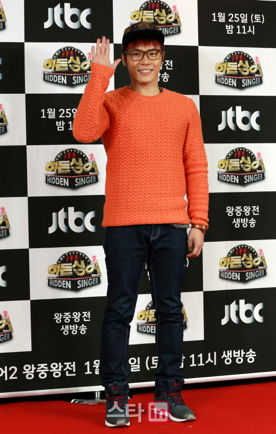 휘성 '저보다 잘 부르는 김진호 파이팅!'                                                                                                                                                  