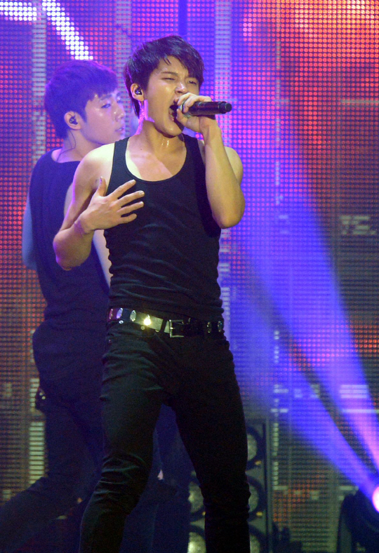 인피니트, 우현의 열창                                                                                                                                                                                   