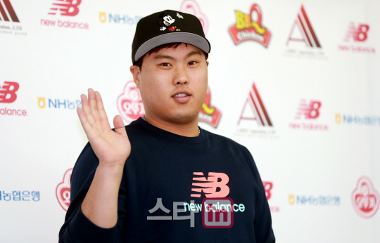 "류현진, 커쇼와 함께 호주 개막전 출격 유력" MLB.com