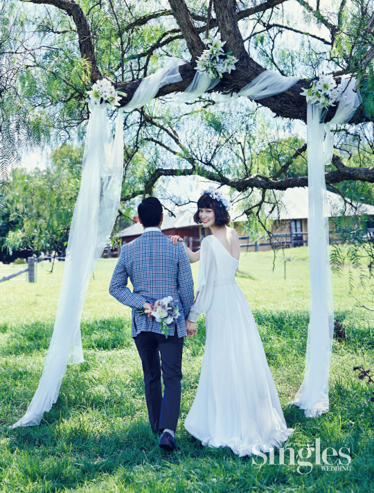 '결혼' 송경아, 웨딩화보 공개 "행복한 모습 보여드릴게요~"                                                                                                                            