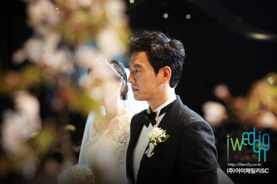박정철, 비공개 결혼식 현장 "훌륭한 남편 될게요"