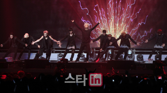 엑소 컴백 쇼케이스                                                                                                                                                                                