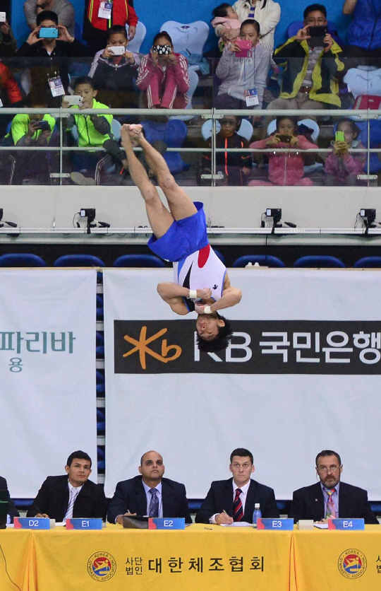 양학선, 신기술 '양학선2' 성공시키며 코리아컵 우승