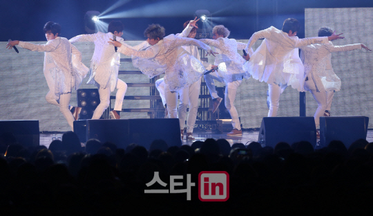남자가 되어 돌아온 인피니트                                                                                                                                                                       